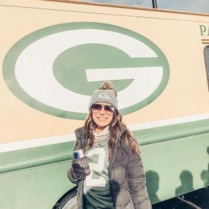 Meet your Posher, Alayna